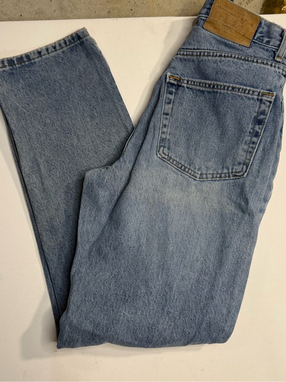 Abercrombie & Fitch Light Wash Straight-Leg Men's Jeans